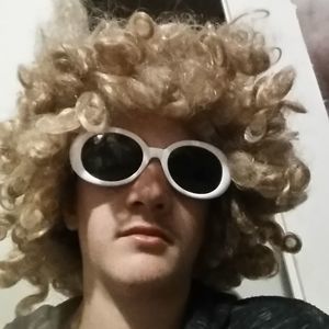 Meet your Posher, Steven